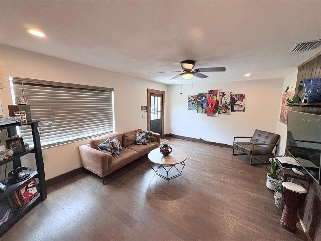 10004 Memorial Highway - Photo 1