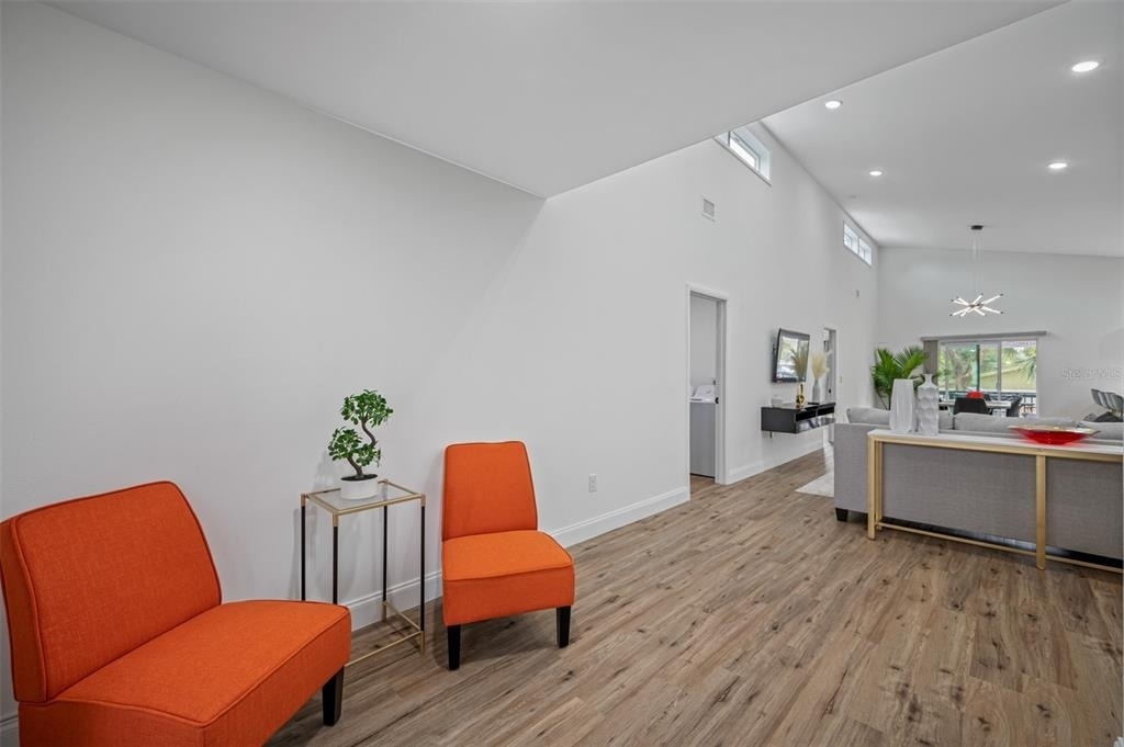 3717 E Clifton Street - Photo 4