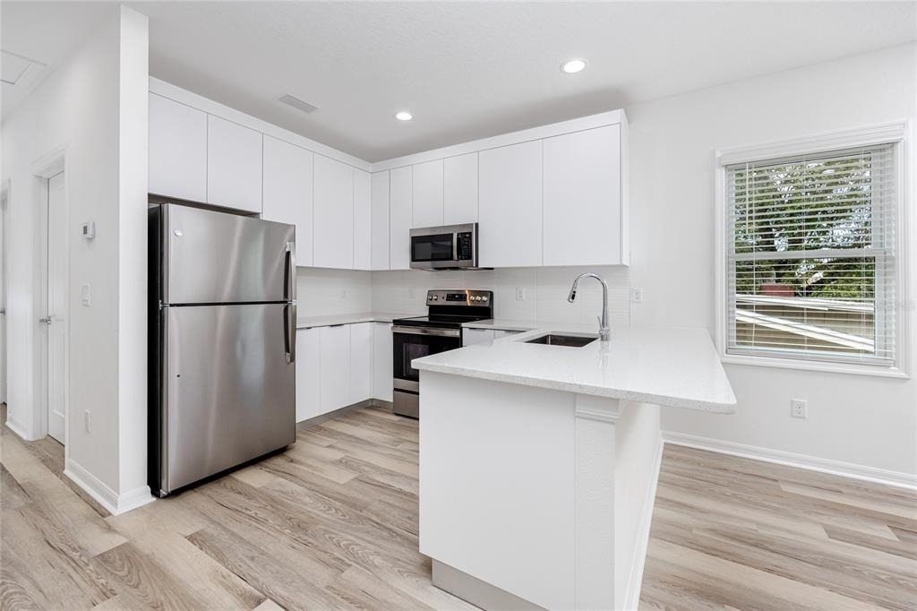915 E 15th Avenue - Photo 15