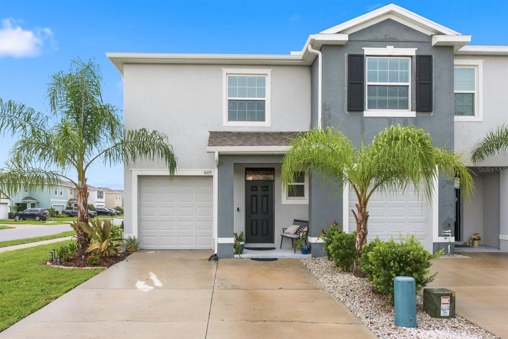 16119 Glowing Grove Avenue - Photo 0
