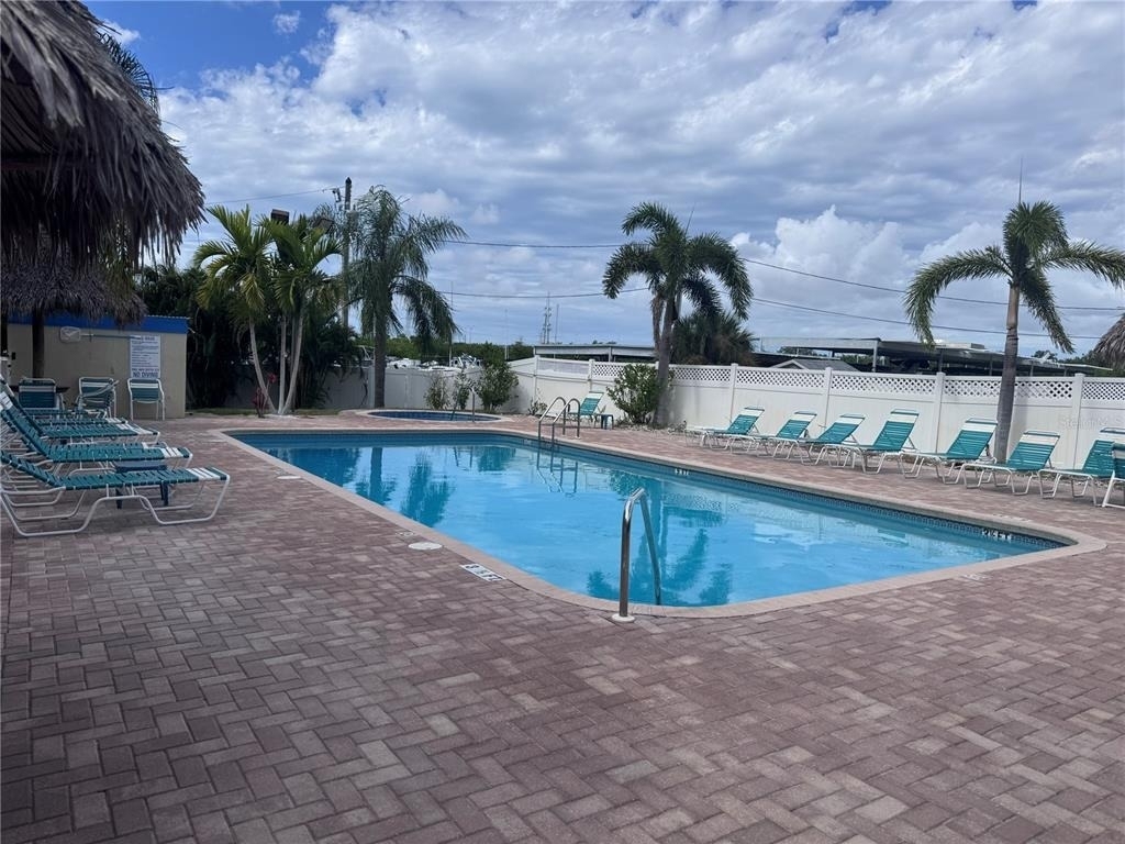 800 Cove Cay Drive - Photo 30