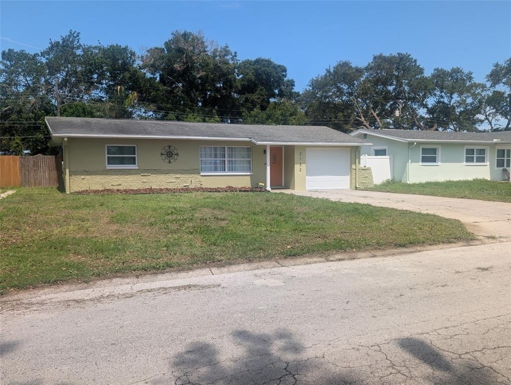 2132 Isabelle Street - Photo 0