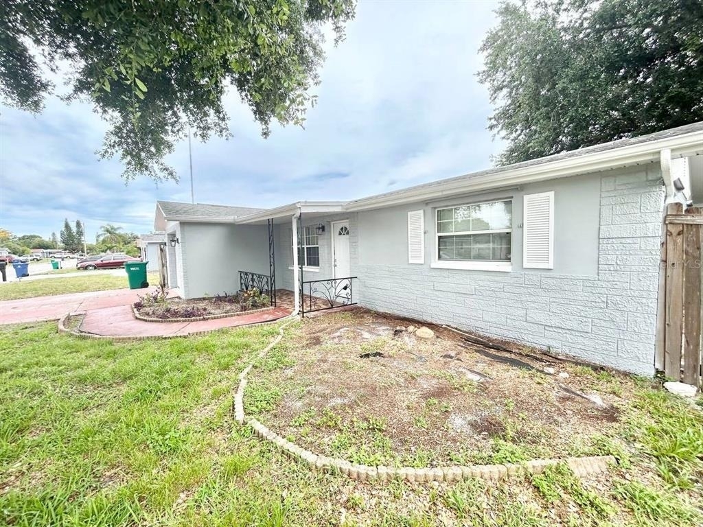 3323 Fairmount Drive - Photo 3