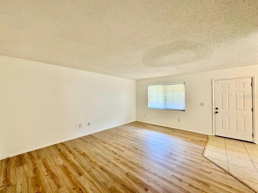 11703 Raintree Village Boulevard - Photo 3