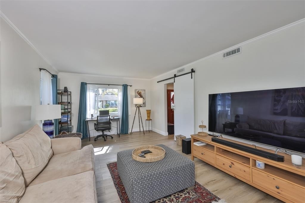 1279 86th Avenue N - Photo 8