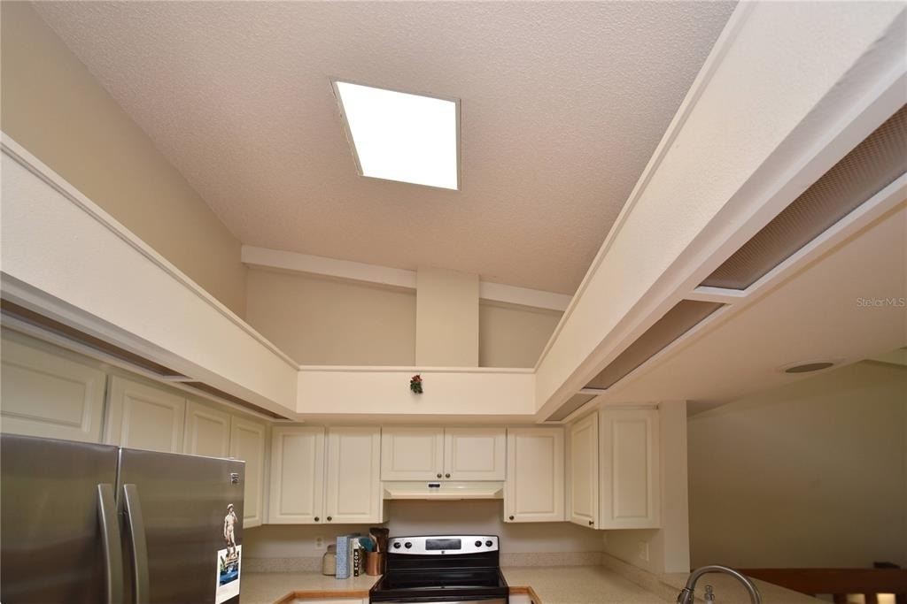 357 8th Avenue N - Photo 34
