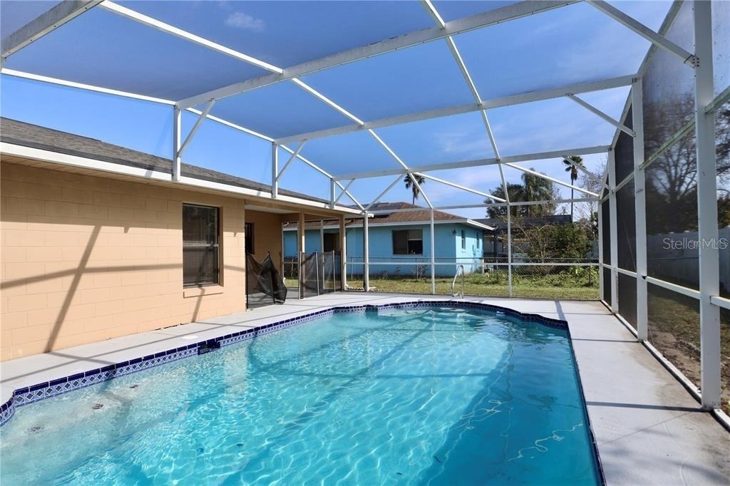 620 Heraldo Court - Photo 15