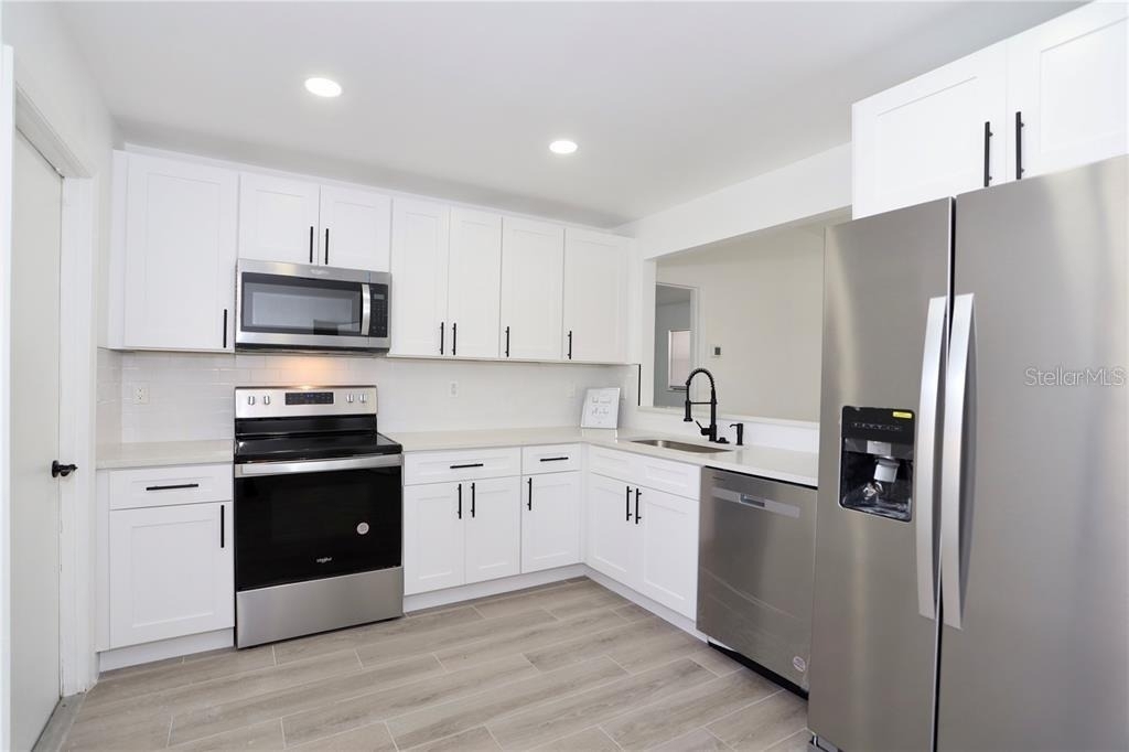 620 Heraldo Court - Photo 5