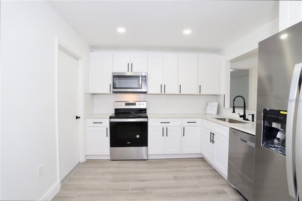 620 Heraldo Court - Photo 7