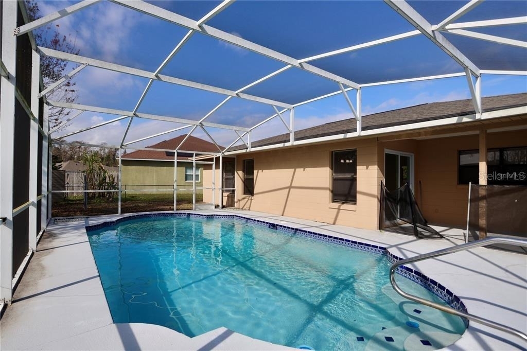 620 Heraldo Court - Photo 17