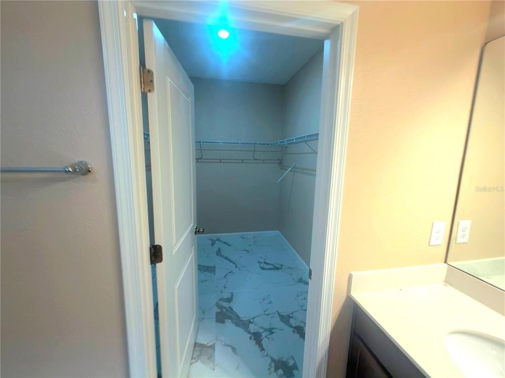 5583 Toulouse Lane - Photo 12