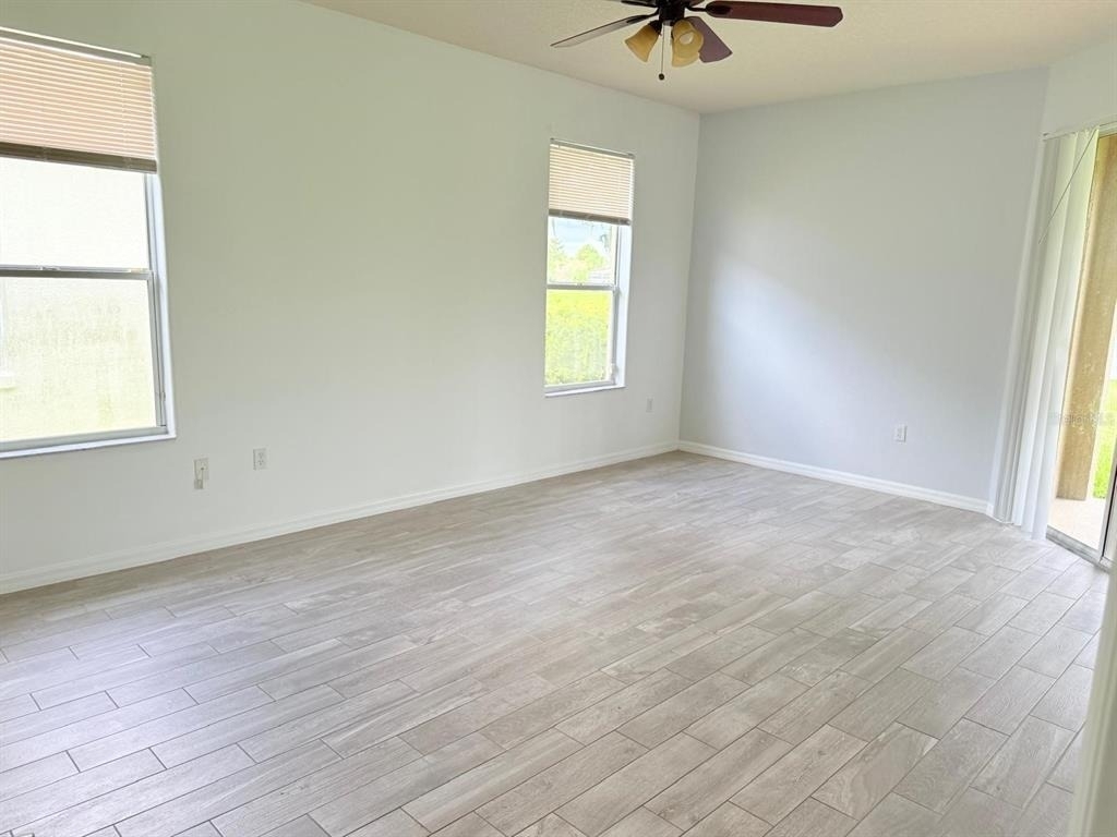 1905 Fairway Loop - Photo 6