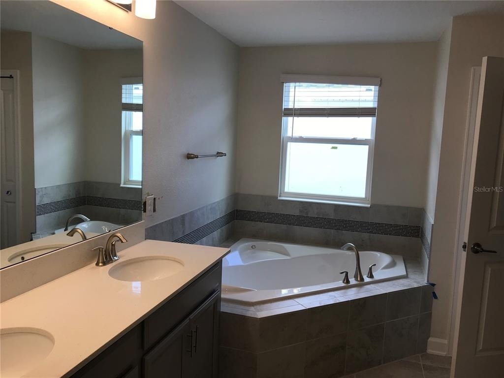 11124 Longleaf Woods Drive - Photo 10