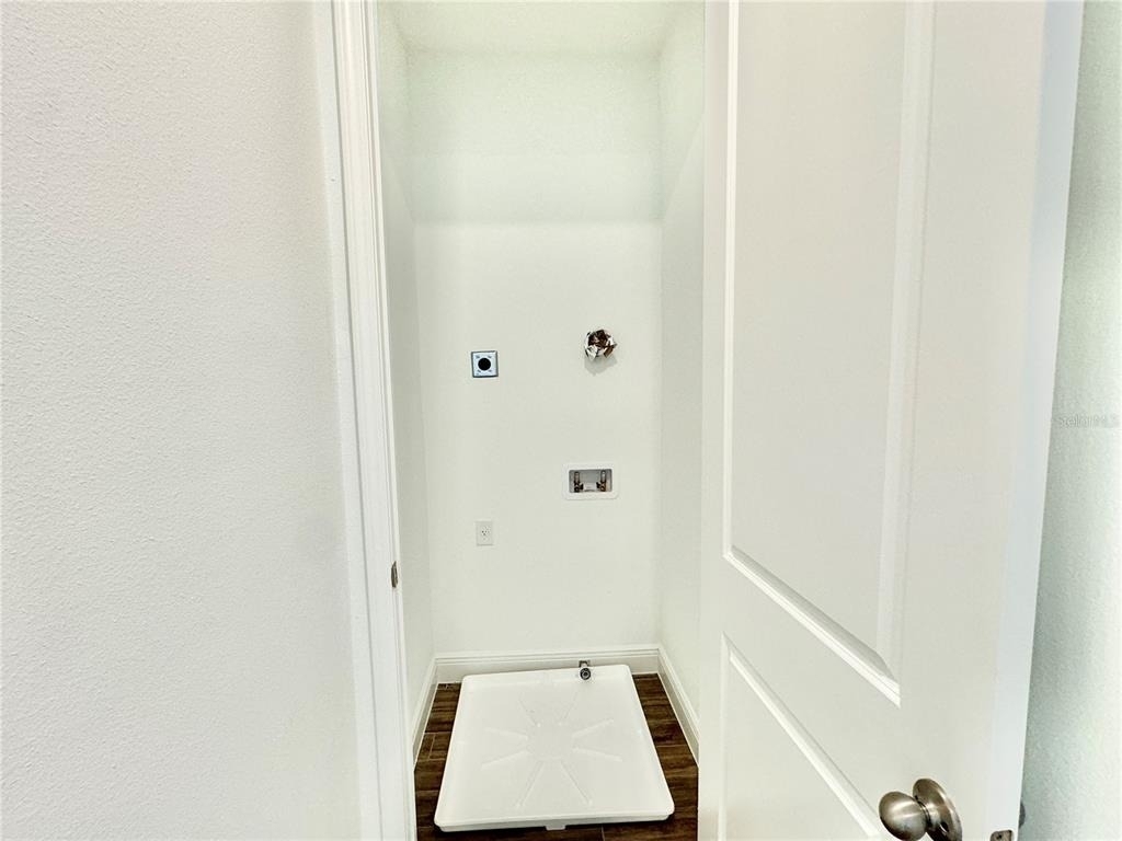 13442 Leggett Alley - Photo 19