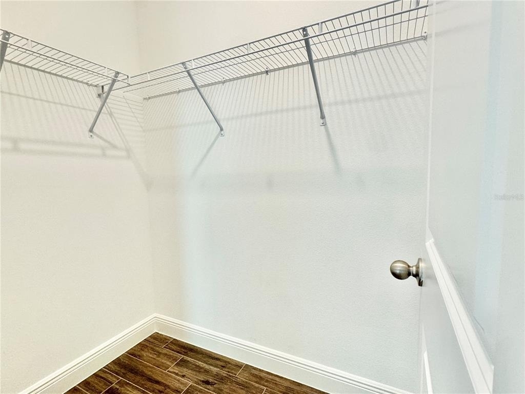 13442 Leggett Alley - Photo 23