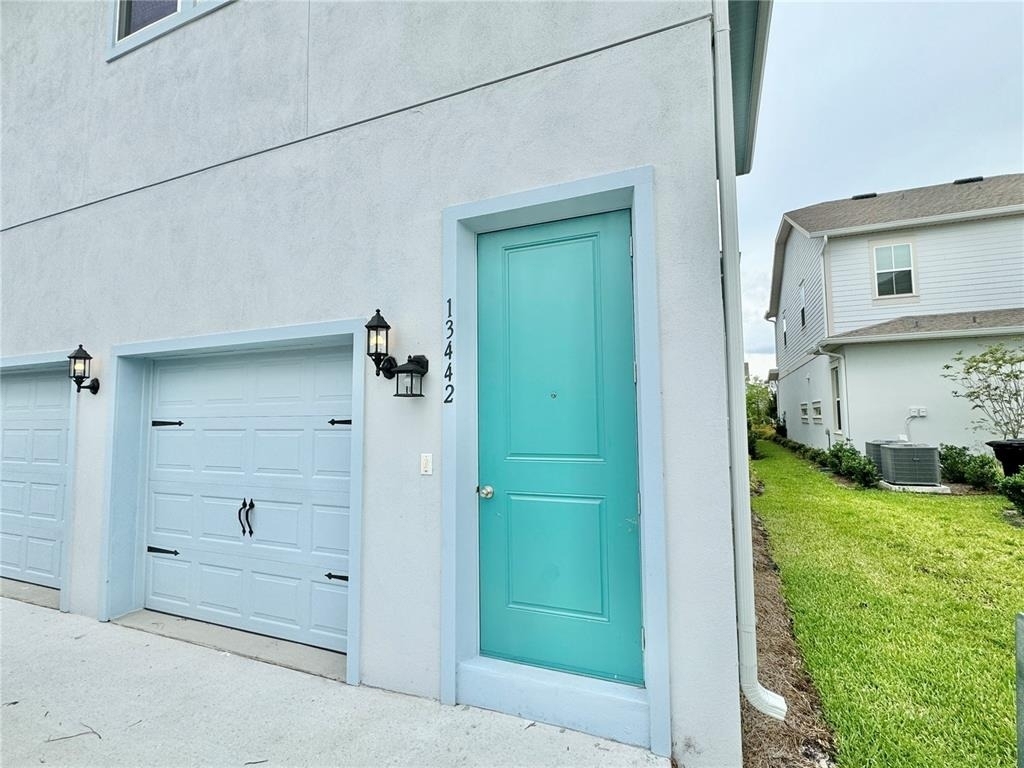13442 Leggett Alley - Photo 26