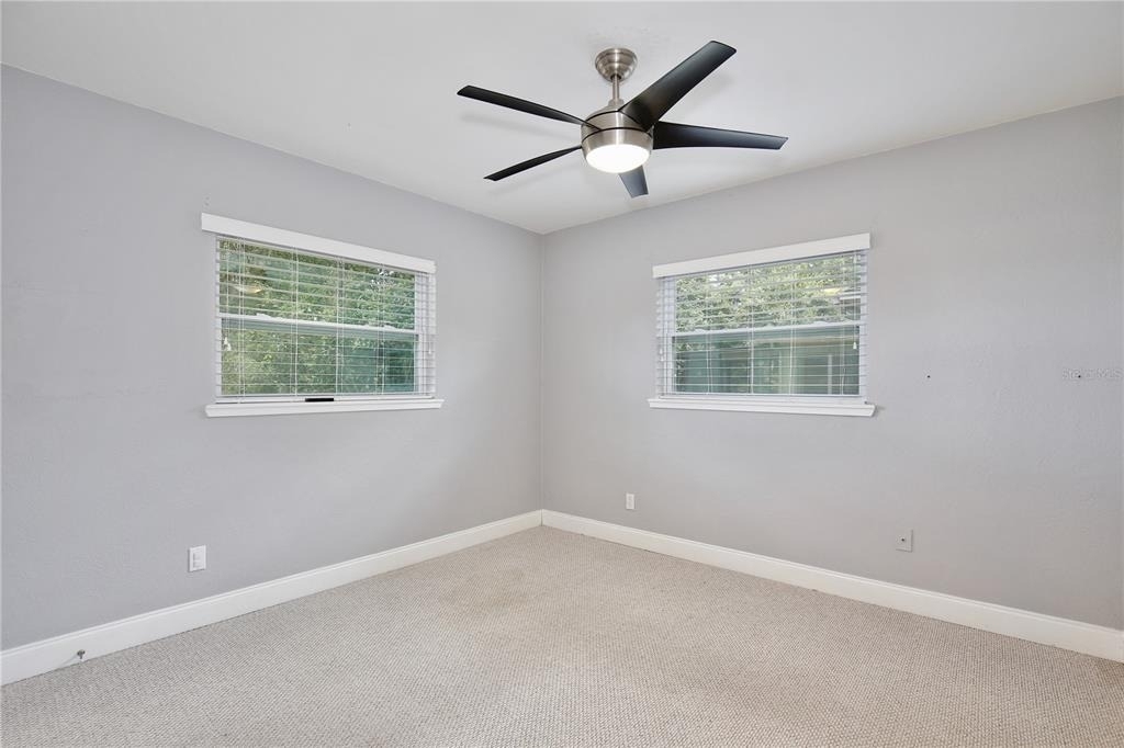 2401 Albert Lee Parkway - Photo 12