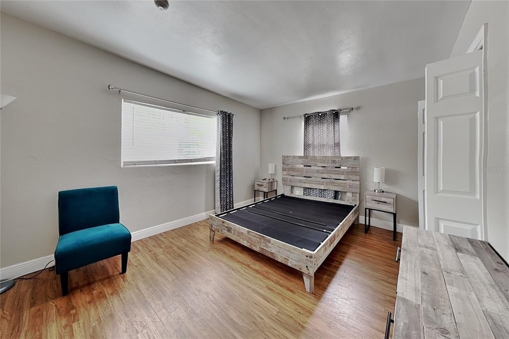 313 S Lawsona Boulevard - Photo 10