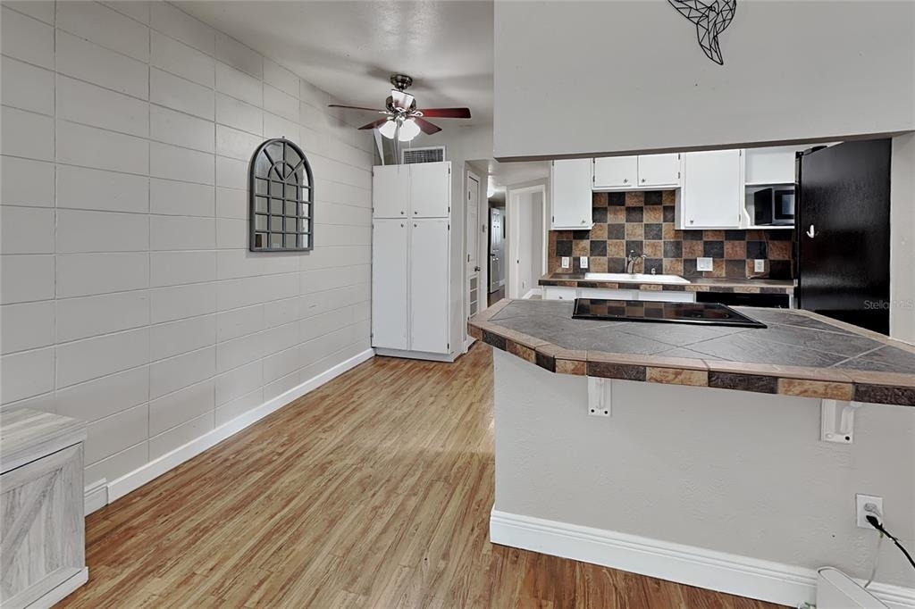 313 S Lawsona Boulevard - Photo 5