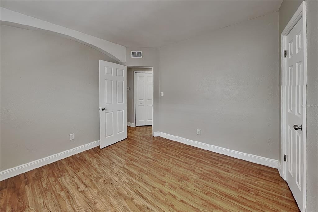 313 S Lawsona Boulevard - Photo 6