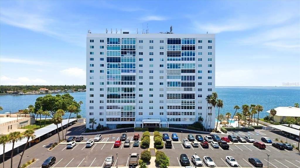 7200 Sunshine Skyway Lane S - Photo 1