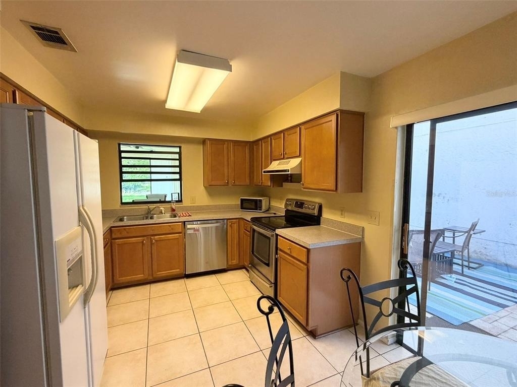 2570 Shadybranch Drive - Photo 8