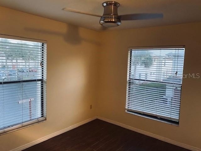 1604 Sunside Square - Photo 8