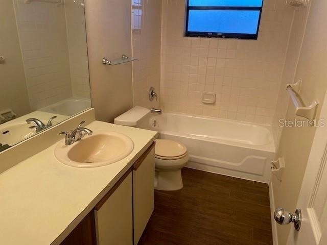 1604 Sunside Square - Photo 7