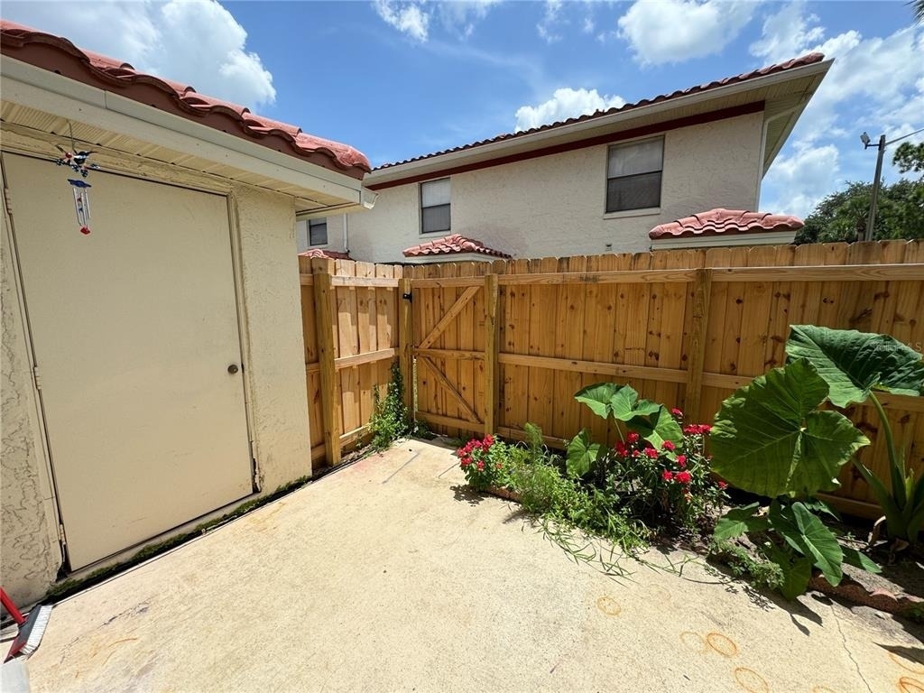1643 Sandy Point Square - Photo 21