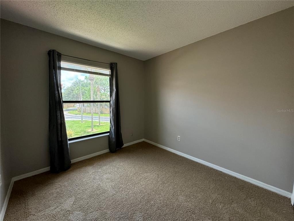 1643 Sandy Point Square - Photo 15
