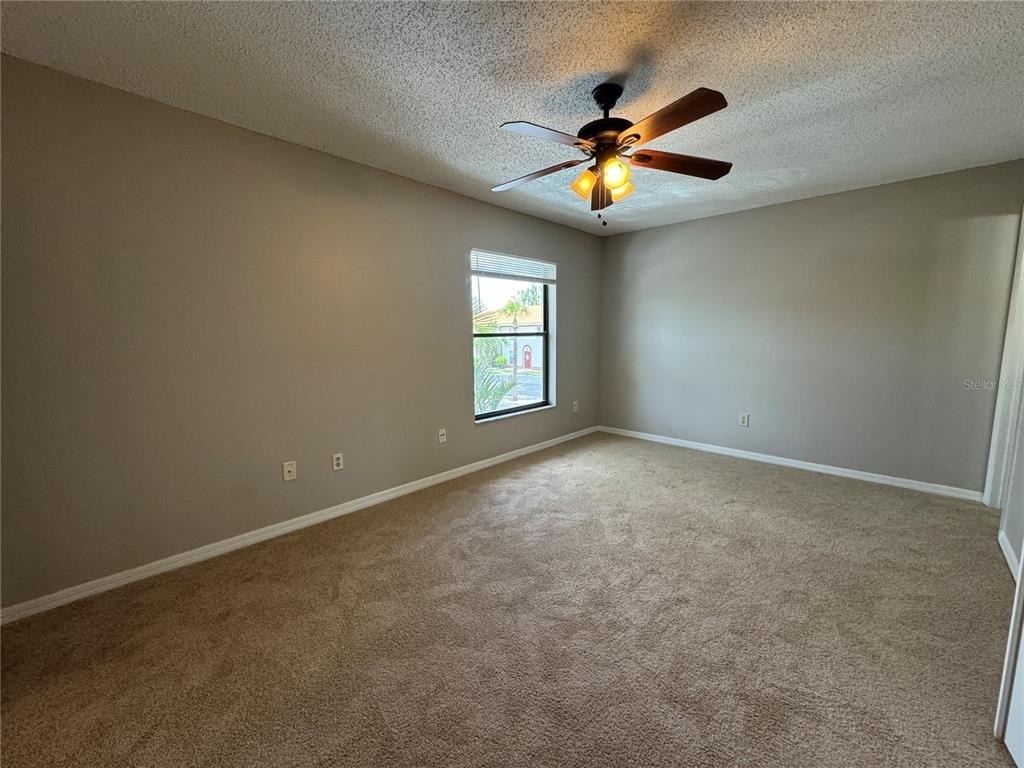 1643 Sandy Point Square - Photo 11