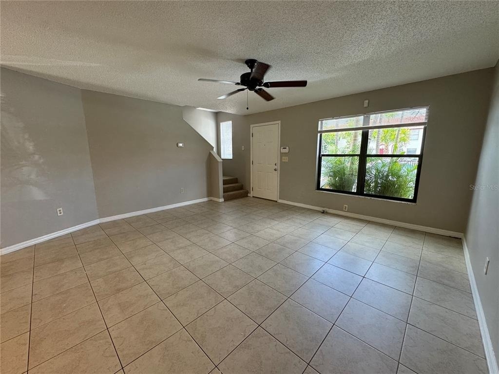 1643 Sandy Point Square - Photo 4