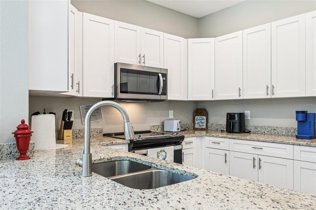 1108 Fox Lake Drive - Photo 3