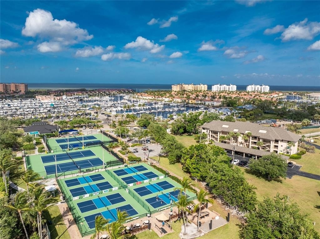 3191 Matecumbe Key Road - Photo 36