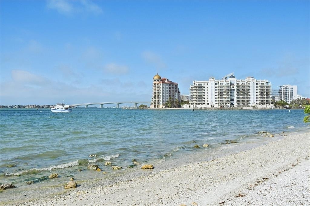 1771 Ringling Boulevard - Photo 3