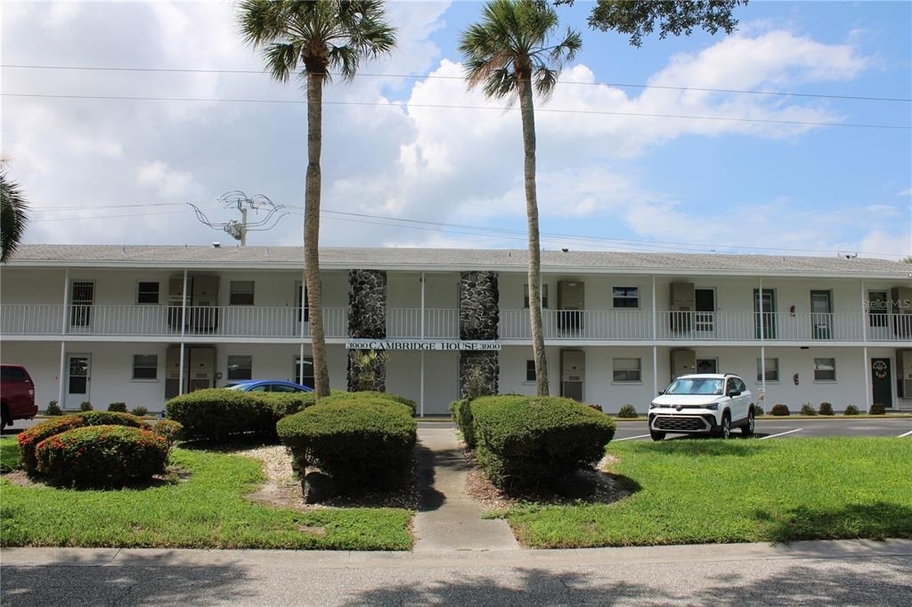3900 Roxane Boulevard - Photo 0