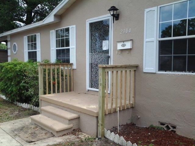 2304 Kingston Street S - Photo 1