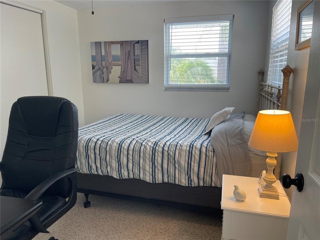 2904 Avenue B - Photo 7