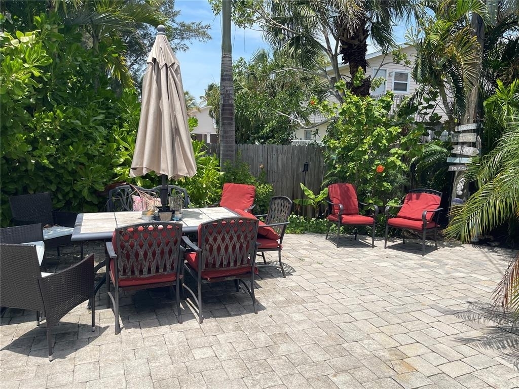 2904 Avenue B - Photo 9