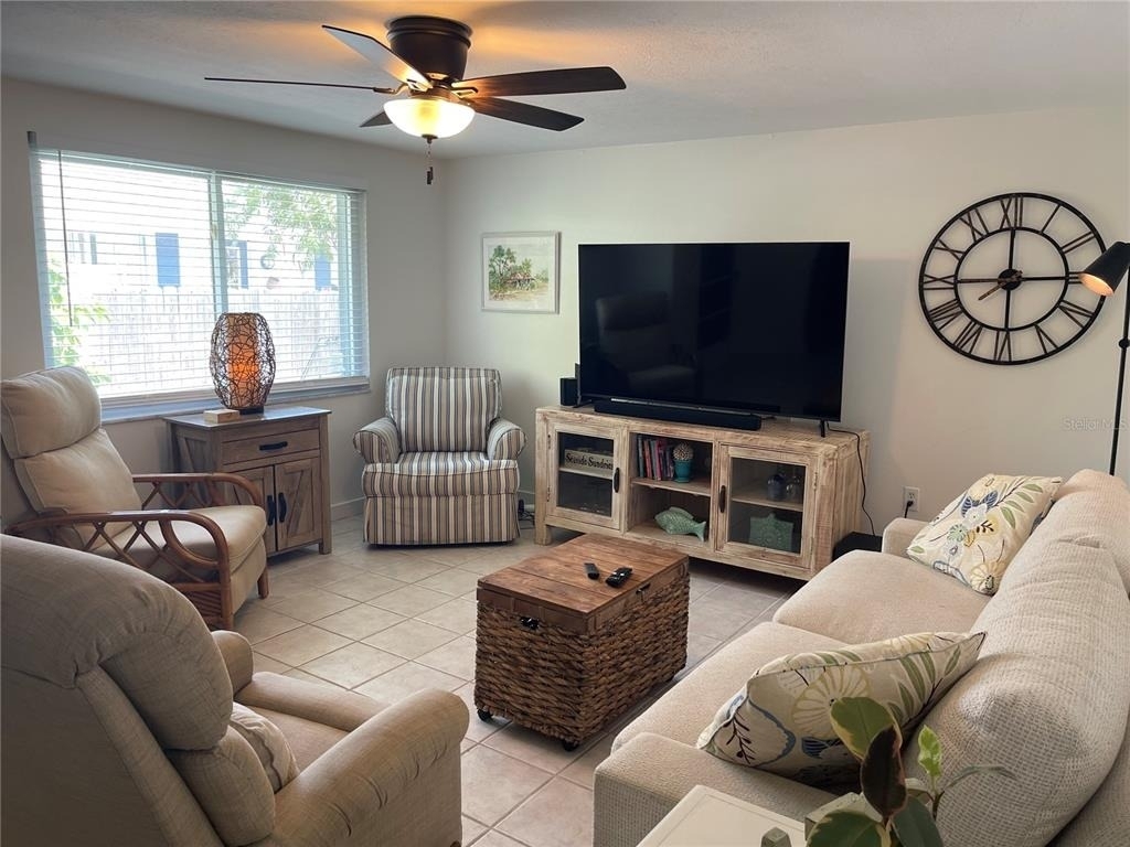 2904 Avenue B - Photo 1
