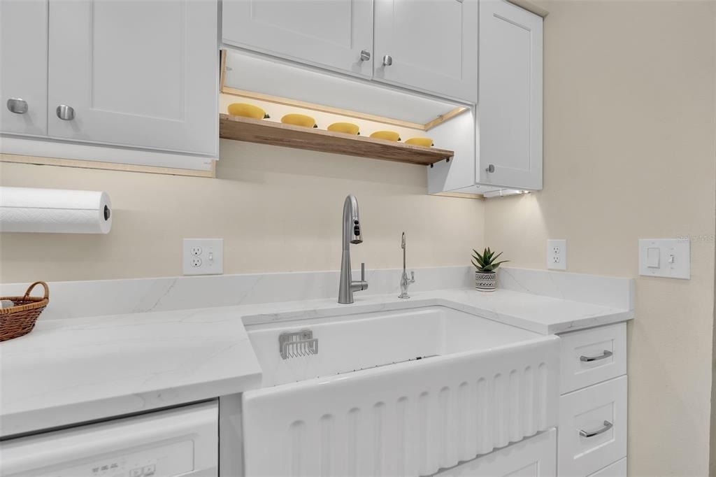 4644 Longwater - Photo 12