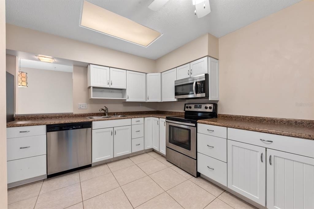 2232 Bahia Vista Street - Photo 6