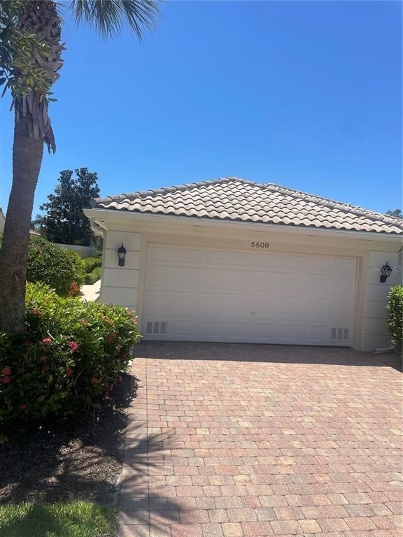 5506 Modena Place - Photo 2
