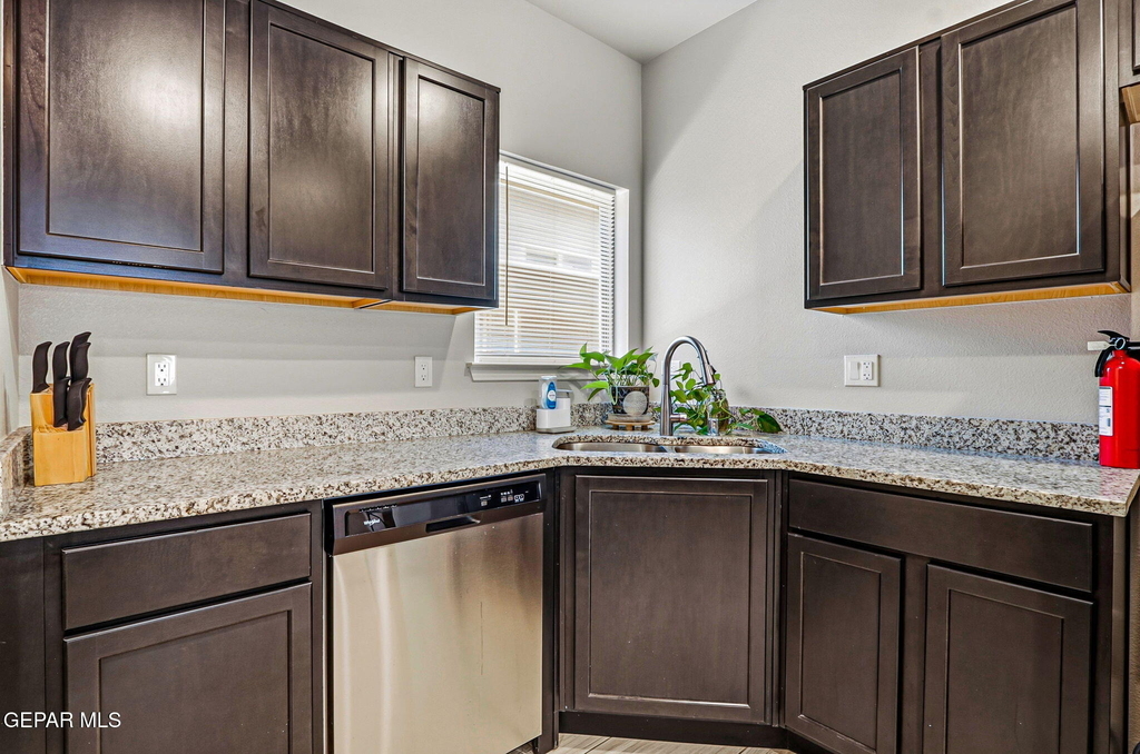 12580 Arrow Weed Drive - Photo 15
