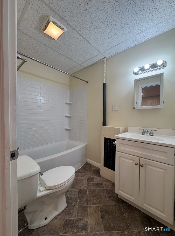 144-146 Montauk Avenue - Photo 6