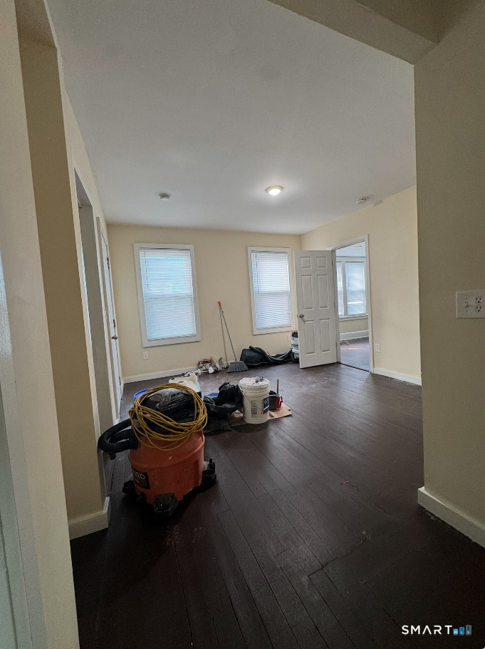144-146 Montauk Avenue - Photo 9