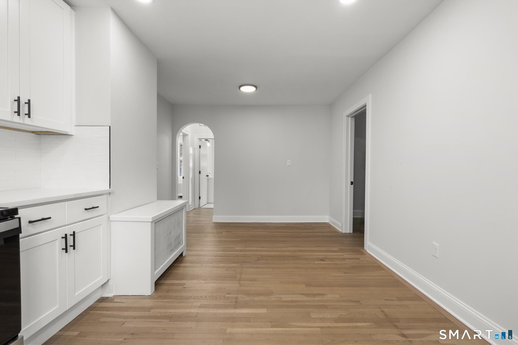 1070 Whitney Avenue - Photo 8