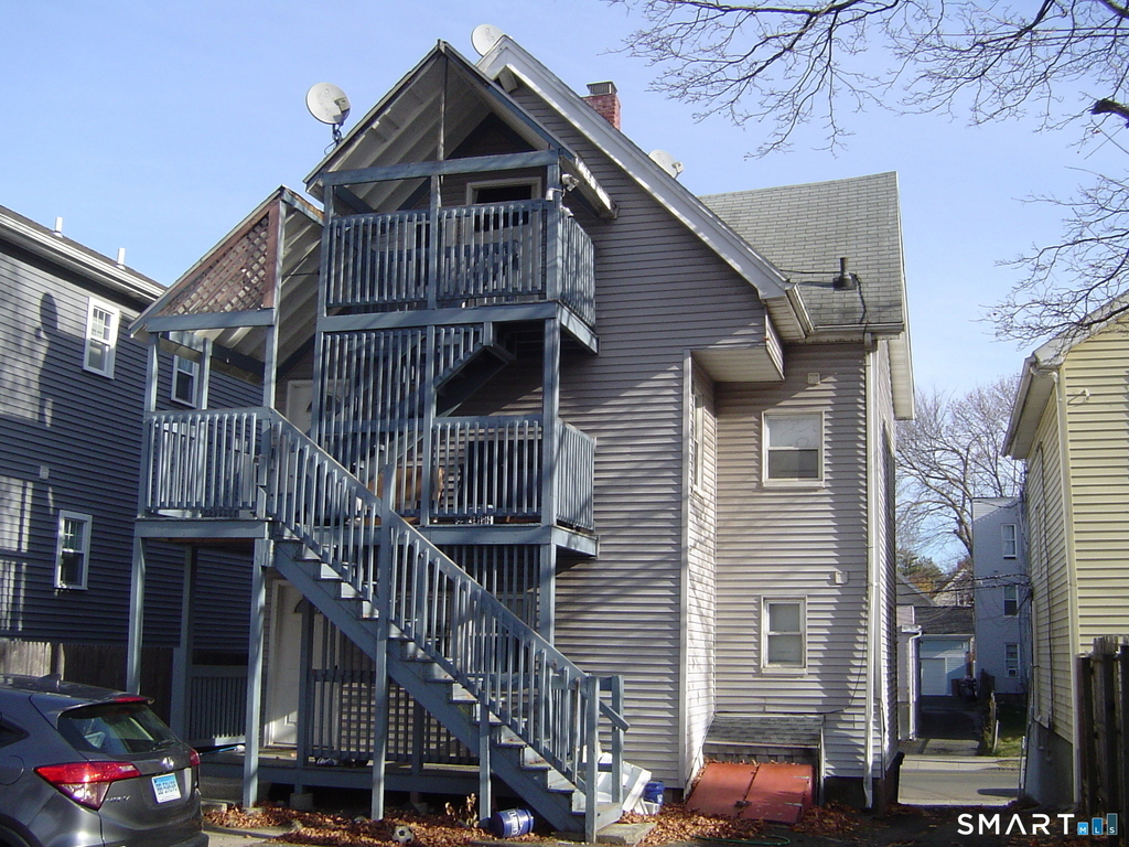 380 Blatchley Avenue - Photo 1