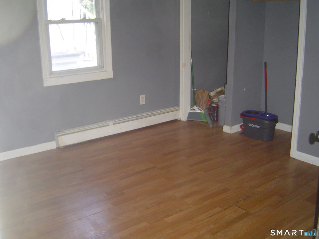 380 Blatchley Avenue - Photo 8