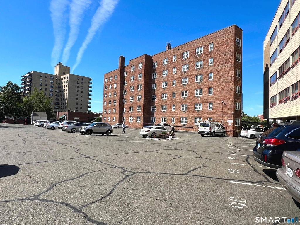 140 Grove Street - Photo 9